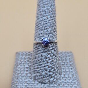 Size 7.75 Sterling Silver Bright Purple Cubic Zirconia Ring A4493